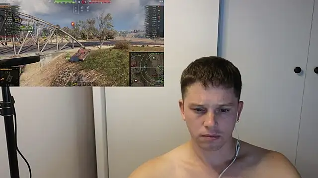 Snapshot of BigL0ve chatting on October 2025 02:36:01 PM BigL0ve online show from October 2025 02:36:01 PM