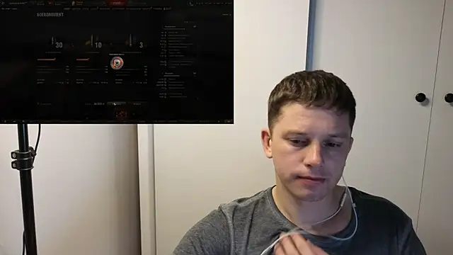 Snapshot of BigL0ve chatting on October 2025 04:09:01 PM BigL0ve online show from October 2025 04:09:01 PM