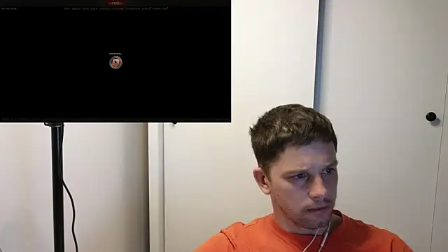 Snapshot of BigL0ve chatting on October 2025 02:12:01 PM BigL0ve online show from October 2025 02:12:01 PM