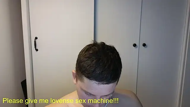 BigL0ve online show from April 2026 02:28:02 PM