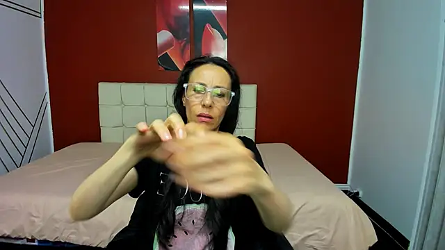 Snapshot of Abrillee1 chatting on December 2024 05:10:02 AM Abrillee1 online show from December 2024 05:10:02 AM