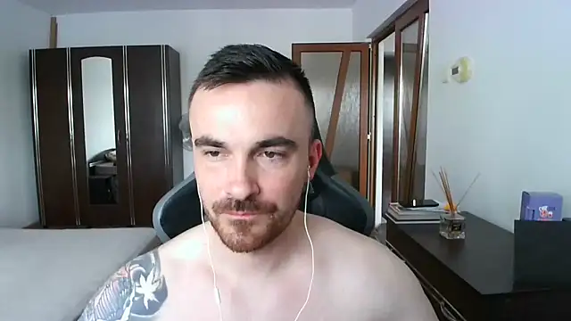 Snapshot of mu5clemania2 chatting on May 2026 02:56:02 PM mu5clemania2 online show from May 2026 02:56:02 PM