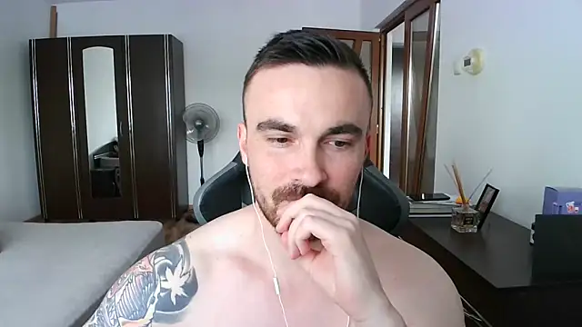 Snapshot of mu5clemania2 chatting on May 2026 01:31:01 PM mu5clemania2 online show from May 2026 01:31:01 PM