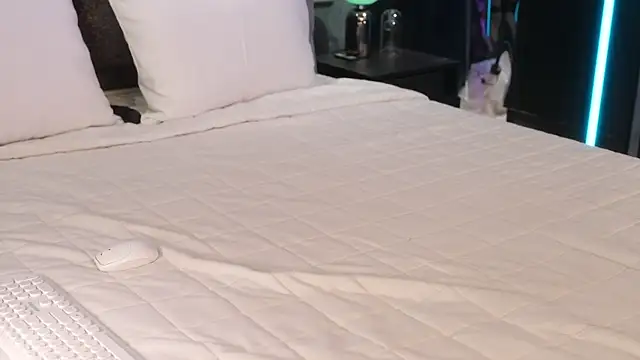 Snapshot of Ami_Katana chatting on February 2025 03:21:01 AM Ami Katana online show from February 2025 03:21:01 AM