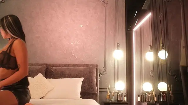 Snapshot of Ami_Katana chatting on November 2025 02:48:02 AM Ami Katana online show from November 2025 02:48:02 AM