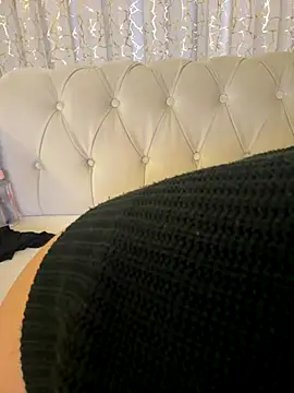 asikiz7771 online show from October 2025 01:52:02 AM