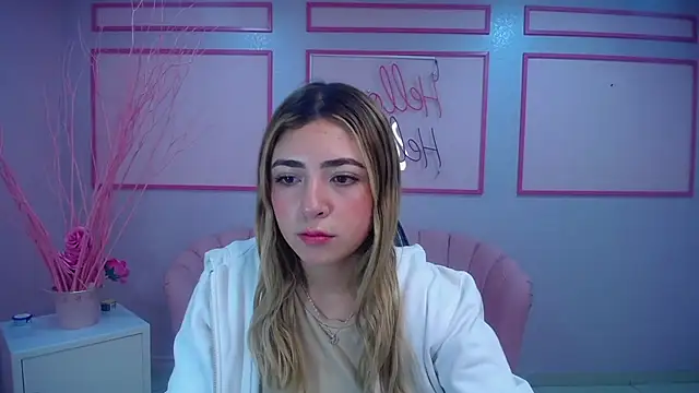 channel blonde a online show from December 2024 04:38:01 PM