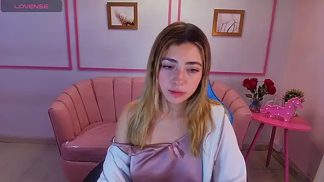 channel blonde a online show from December 2024 05:04:02 AM