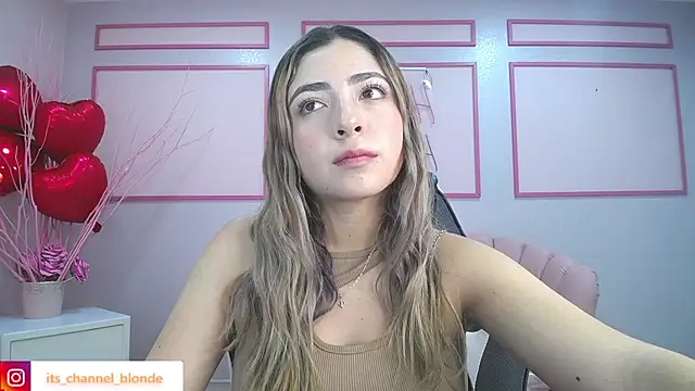 channel blonde a online show from March 2025 05:05:01 PM