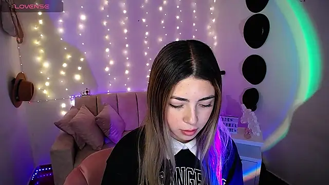 channel blonde a online show from March 2025 09:48:02 PM