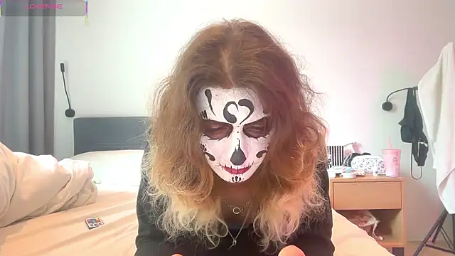 Snapshot of Alice_Pinkhead chatting on October 2025 08:15:02 AM Alice Pinkhead online show from October 2025 08:15:02 AM