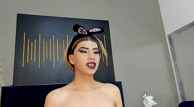 BrianaSchafer online show from December 2024 04:55:02 PM