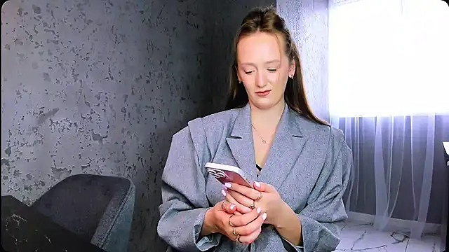 Snapshot of DreameSoul chatting on April 2026 12:29:02 PM DreameSoul online show from April 2026 12:29:02 PM