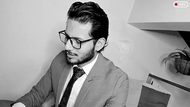 Nicholasrodrii online show from March 2025 09:27:01 PM