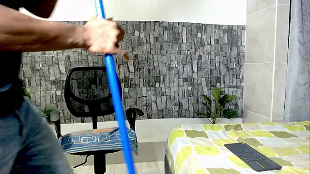 Snapshot of Joseephjackson chatting on February 2025 02:12:01 PM Joseephjackson online show from February 2025 02:12:01 PM