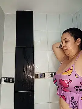 brianaGuzman online show from May 2026 08:04:02 PM