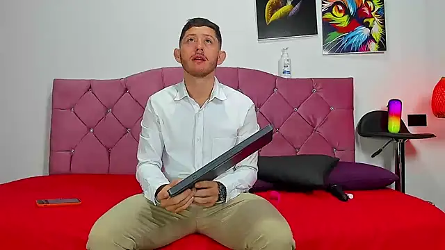 louis bcasta1 online show from February 2025 11:10:02 AM