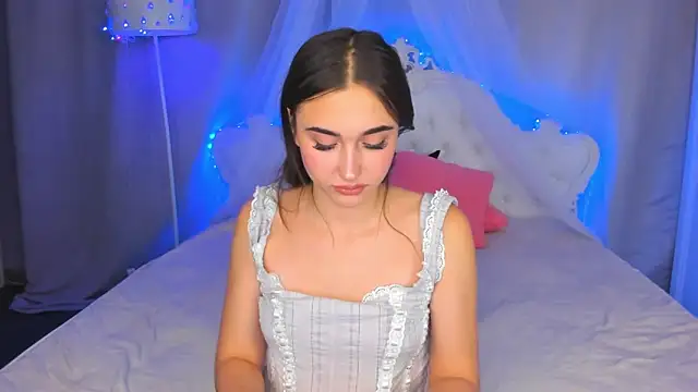 EvaLil online show from December 2024 12:29:02 PM