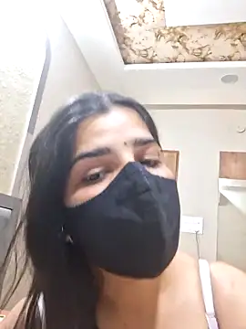 Snapshot of aaliya_bhattt chatting on March 2026 06:12:02 PM aaliya bhattt online show from March 2026 06:12:02 PM