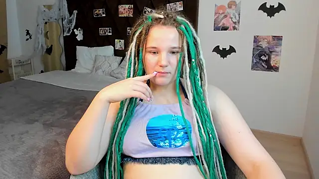 GloriaHylivi online show from December 2024 06:31:02 PM