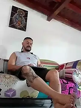 AndresSmith   online show from February 2025 07:30:02 PM