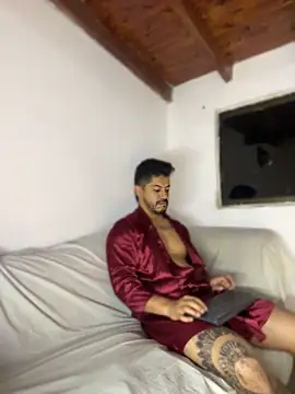 AndresSmith   online show from April 2026 08:17:01 AM