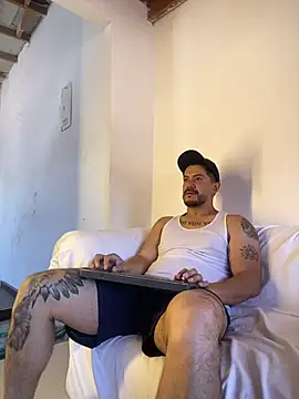 Snapshot of AndresSmith__ chatting on July 2026 05:17:02 PM AndresSmith online show from July 2026 05:17:02 PM