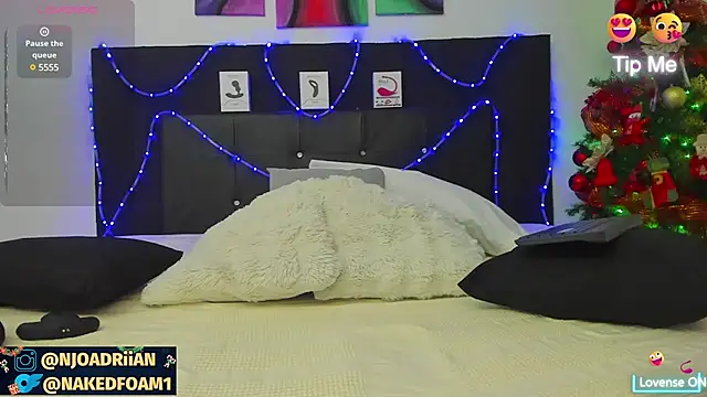 Snapshot of nakedfoam1 chatting on December 2024 03:00:01 AM nakedfoam1 online show from December 2024 03:00:01 AM