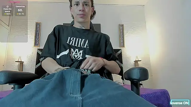 Snapshot of nakedfoam1 chatting on September 2025 03:28:01 AM nakedfoam1 online show from September 2025 03:28:01 AM