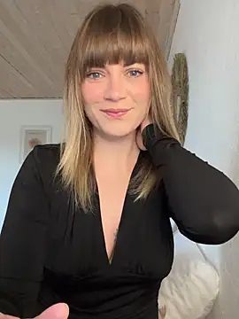 Snapshot of Milla__one chatting on December 2024 08:53:02 AM Milla  one online show from December 2024 08:53:02 AM