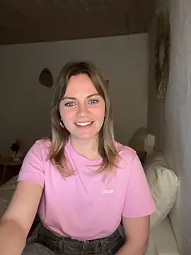 Snapshot of Milla__one chatting on January 2025 07:28:01 PM Milla  one online show from January 2025 07:28:01 PM