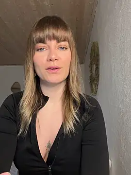 Snapshot of Milla__one chatting on February 2025 08:38:01 AM Milla  one online show from February 2025 08:38:01 AM