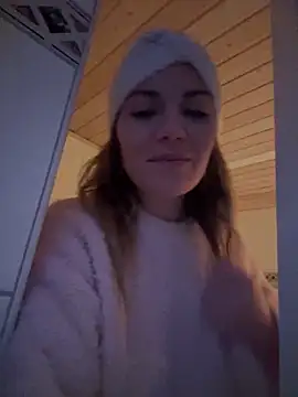 Snapshot of Milla__one chatting on February 2025 05:03:02 PM Milla  one online show from February 2025 05:03:02 PM