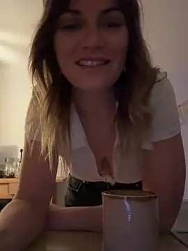 Snapshot of Milla__one chatting on February 2025 06:00:01 PM Milla  one online show from February 2025 06:00:01 PM