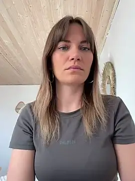 Snapshot of Milla__one chatting on March 2025 03:31:02 PM Milla  one online show from March 2025 03:31:02 PM