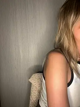 Snapshot of Milla__one chatting on September 2025 07:14:02 PM Milla  one online show from September 2025 07:14:02 PM