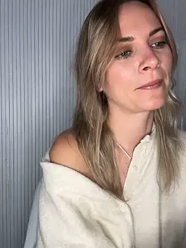 Snapshot of Milla__one chatting on October 2025 07:41:01 AM Milla  one online show from October 2025 07:41:01 AM