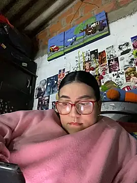 dafne19  online show from October 2025 05:15:02 AM