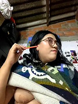 dafne19  online show from November 2025 03:50:02 AM