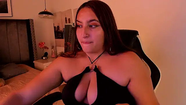 Alaia Cute online show from December 2024 07:06:02 AM