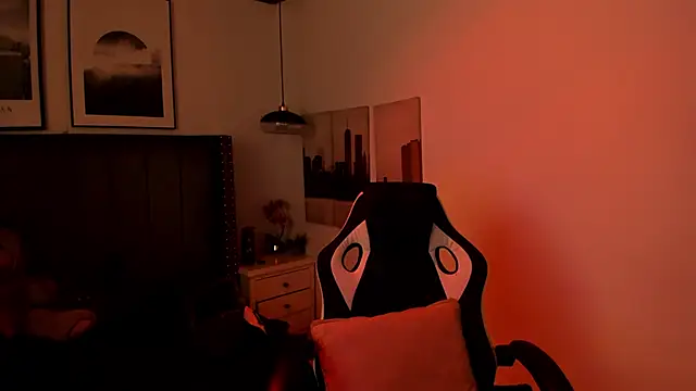 Alaia Cute online show from March 2025 02:19:02 AM