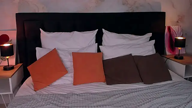 Snapshot of MaryAriel chatting on February 2025 01:17:02 PM MaryAriel online show from February 2025 01:17:02 PM