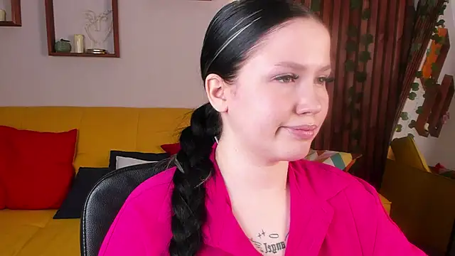 Snapshot of MaryAriel chatting on March 2025 06:12:02 AM MaryAriel online show from March 2025 06:12:02 AM