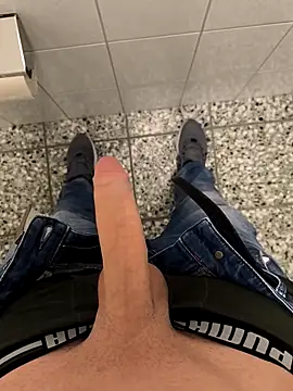 Snapshot of geilehecke1 chatting on March 2025 12:04:02 PM geilehecke1 online show from March 2025 12:04:02 PM