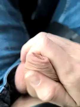 Snapshot of geilehecke1 chatting on March 2025 04:42:02 PM geilehecke1 online show from March 2025 04:42:02 PM