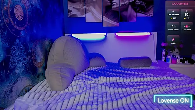 Snapshot of DianaBeautyXXX chatting on October 2025 10:37:02 AM DianaBeautyXXX online show from October 2025 10:37:02 AM