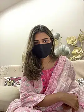 Snapshot of MaYaa__11 chatting on March 2026 06:06:01 AM MaYaa 11 online show from March 2026 06:06:01 AM