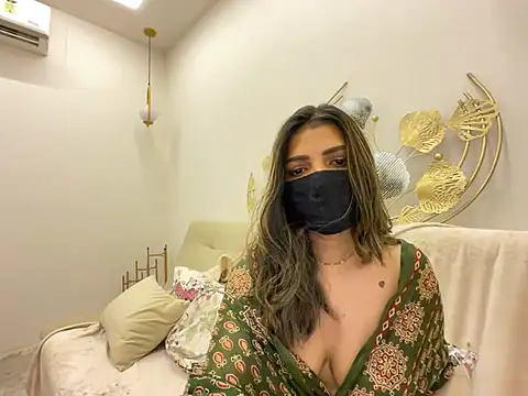 Snapshot of MaYaa__11 chatting on March 2026 06:52:01 AM MaYaa 11 online show from March 2026 06:52:01 AM