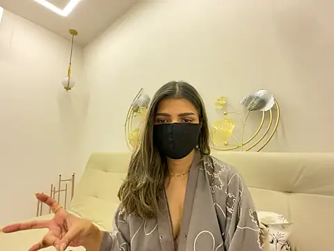 Snapshot of MaYaa__11 chatting on April 2026 07:14:01 AM MaYaa 11 online show from April 2026 07:14:01 AM