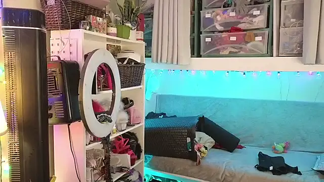 cunty tranny lydia online show from March 2026 06:03:01 AM